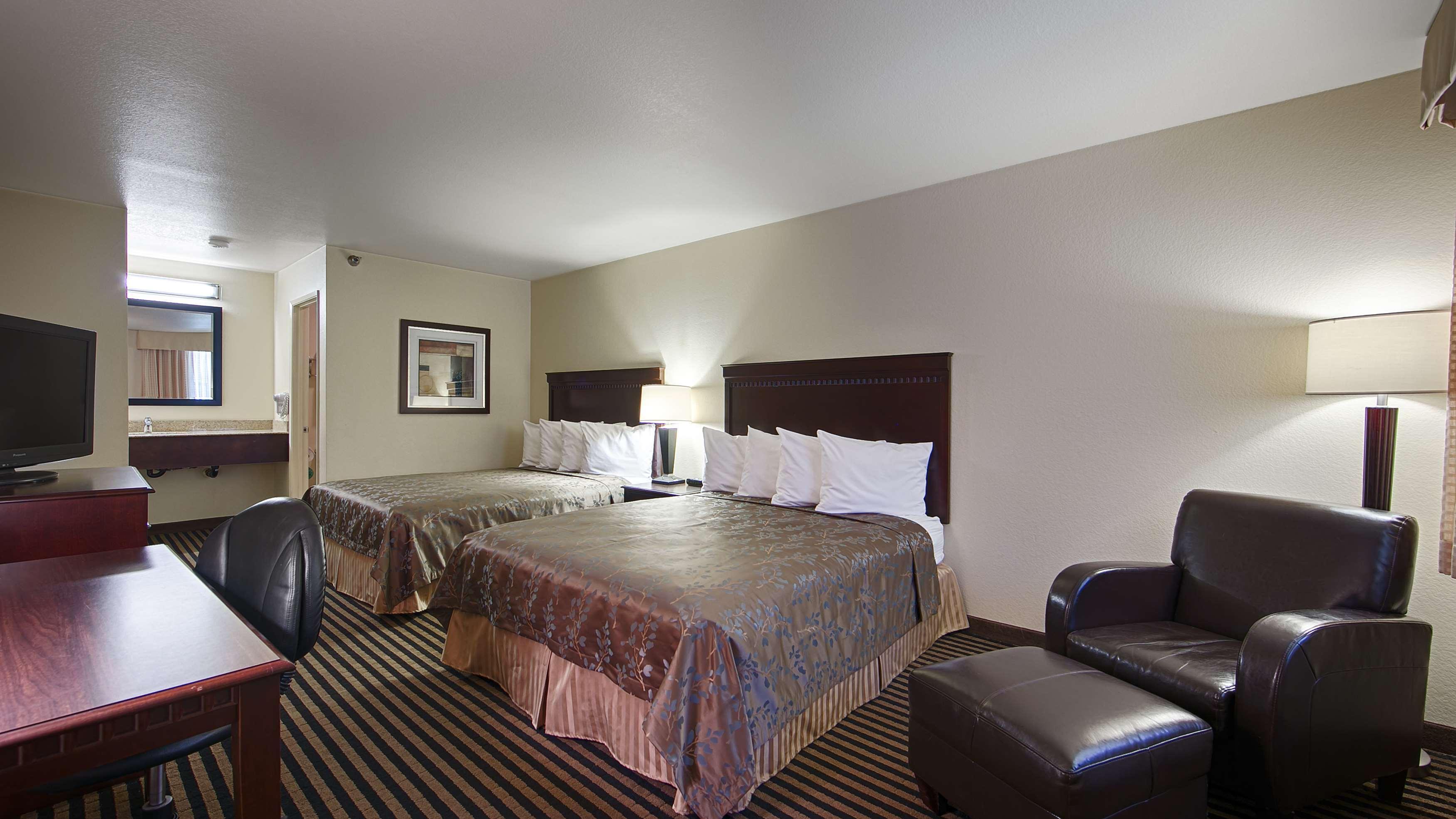 Best Western Marina State Beach Екстер'єр фото