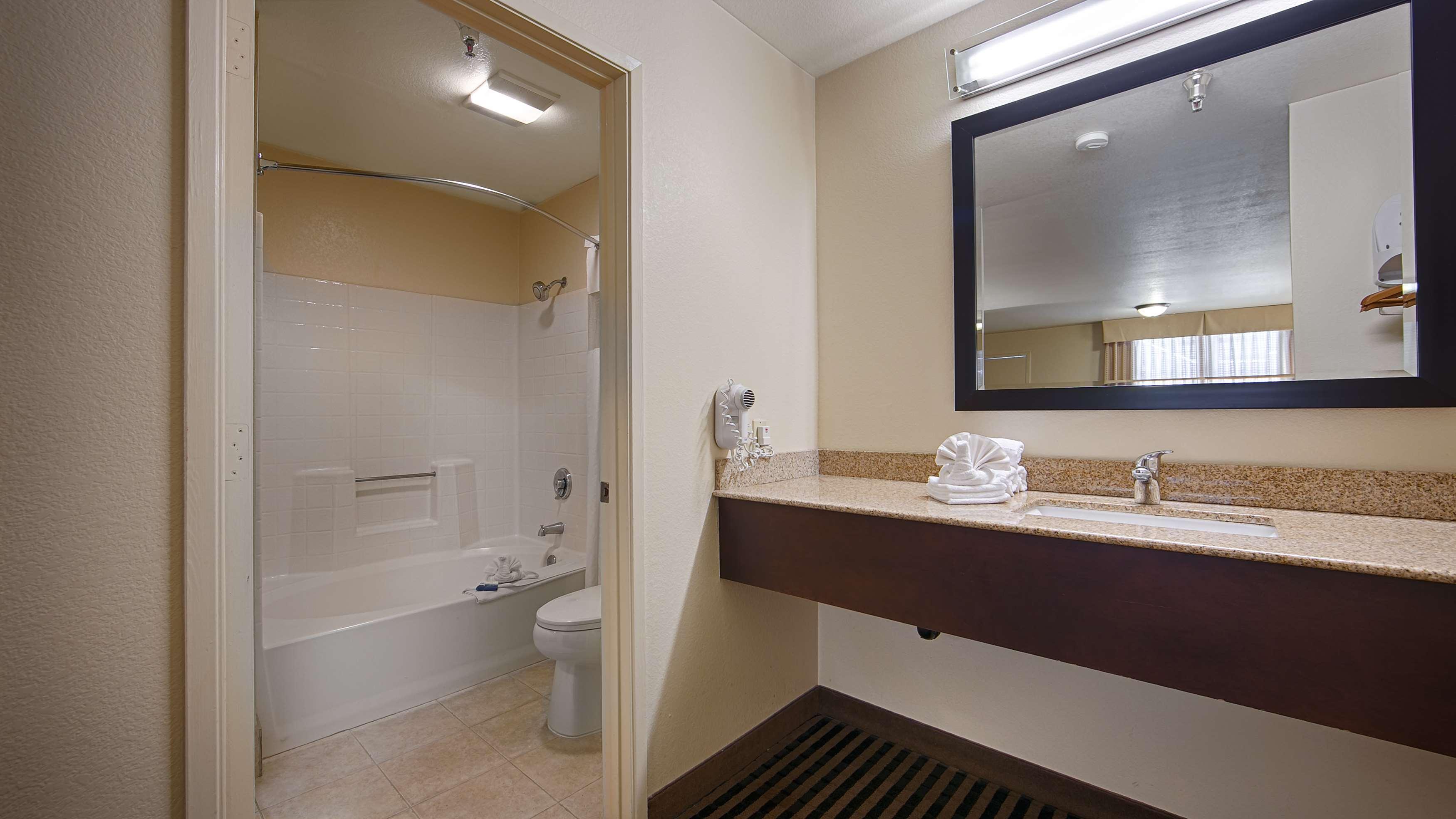Best Western Marina State Beach Екстер'єр фото
