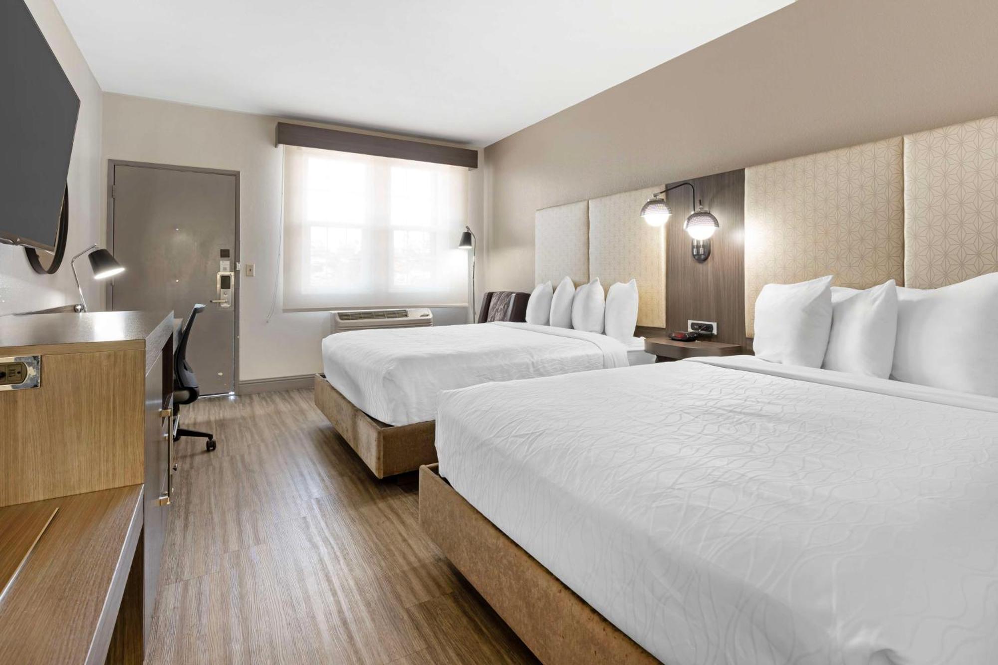 Best Western Marina State Beach Екстер'єр фото