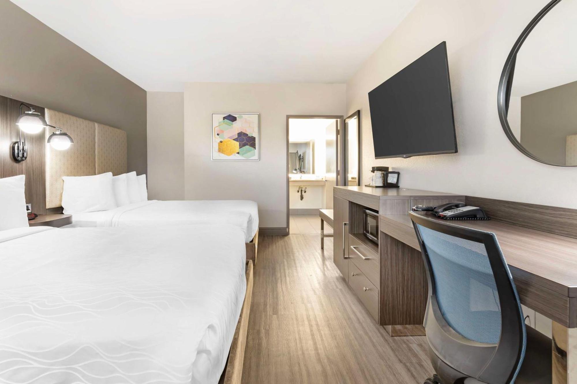 Best Western Marina State Beach Екстер'єр фото